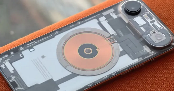 A courageous YouTuber simply modded their iPhone Air with a clear case and built-in SIM card slot due to a ‘dream collaboration’ — nevertheless it is not for the faint-hearted